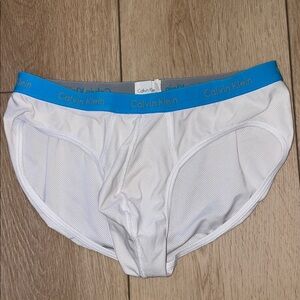 Calvin Klein Pro Mesh White brief
